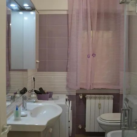 La Casa Di Cbrek Al Mare Di Lido Apartment *